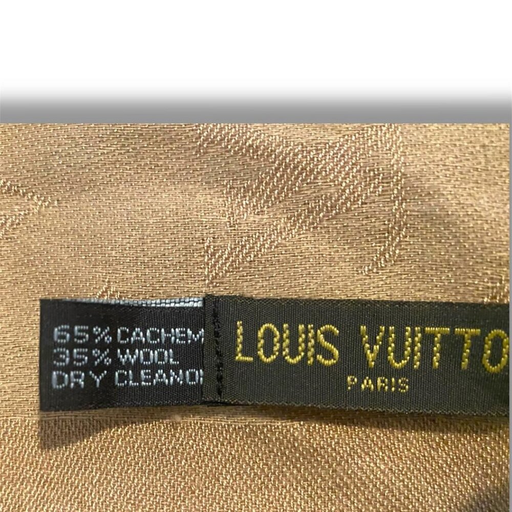 LOUIS VUITTON - Monogram Shawl Scarf 65% CASHMERE 35% WOOL Blend 58X53 - BEIGE - Picture 2 of 4